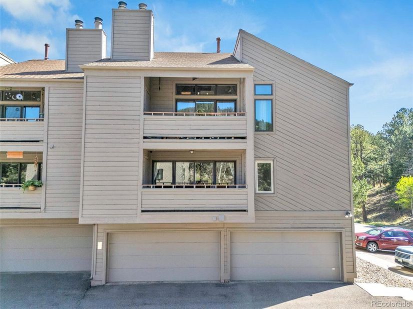23537 Genesee Village Road, Golden CO 80401