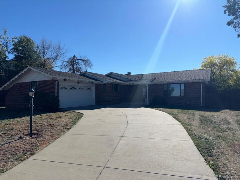 173 Del Mar Circle, Aurora CO 80011