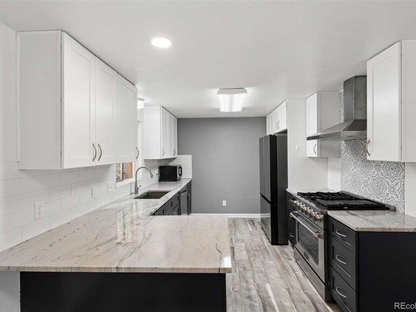 957 E 9th Avenue, Broomfield CO 80020