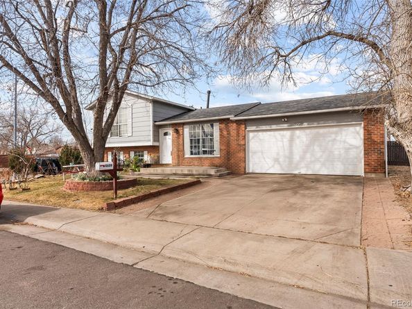 4609 Fontana Way, Denver CO 80239