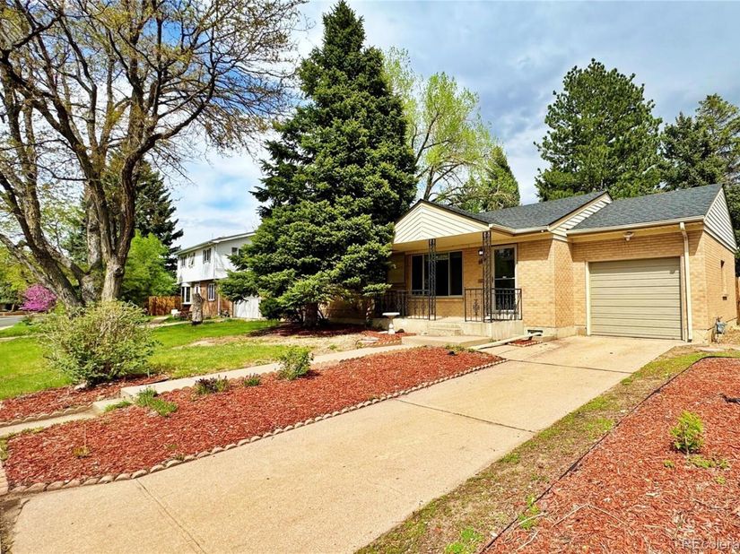 6644 S Race Circle, Centennial CO 80121