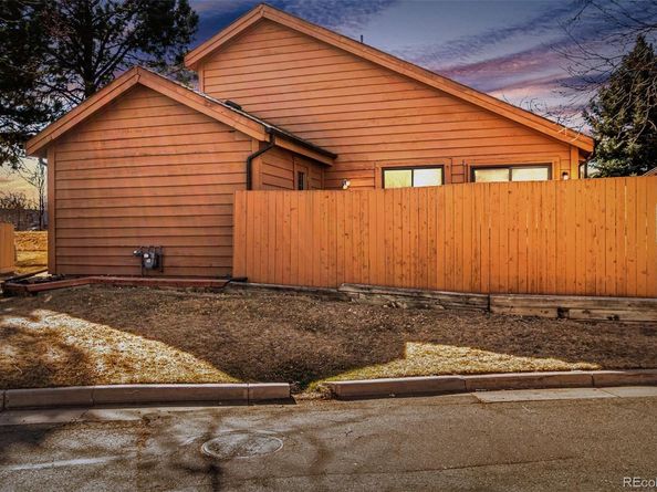 135 S Eagle Circle, Aurora CO 80012