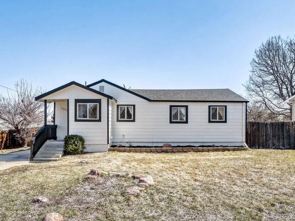 1070 Urban Street, Lakewood CO 80401