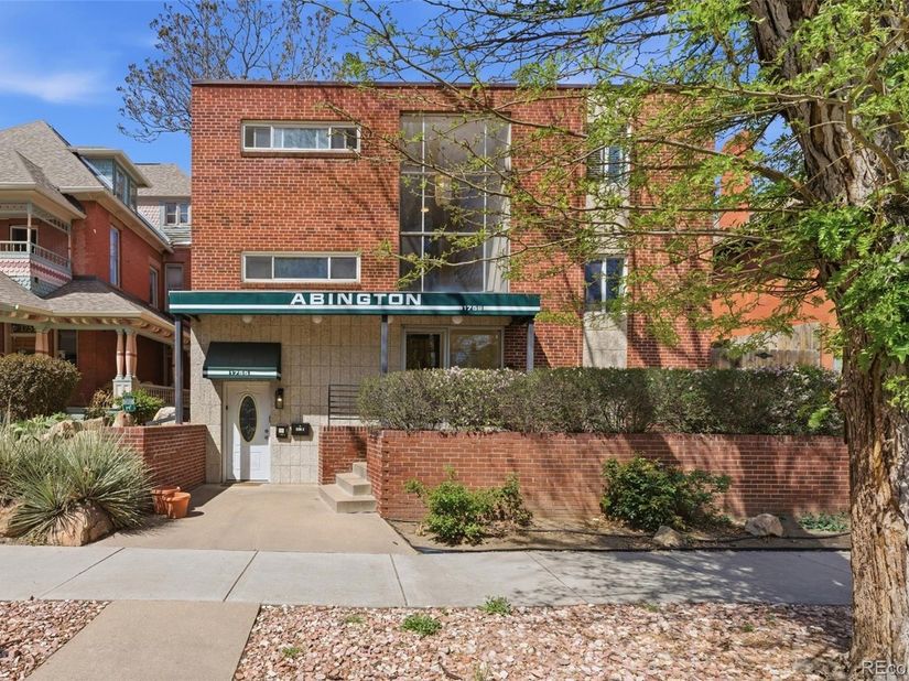 1759 N Gilpin Street 102, Denver CO 80218