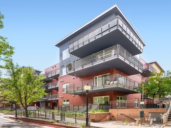 1438 Little Raven Street