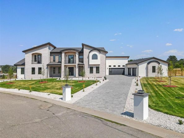 Undisclosed Address #2218540, Centennial CO 80016