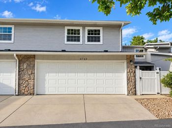 2742 S Xanadu Way
