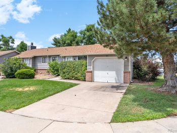 551 W Crestline Circle
