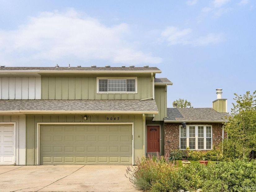 9047 E Chenango Avenue, Greenwood Village CO 80111