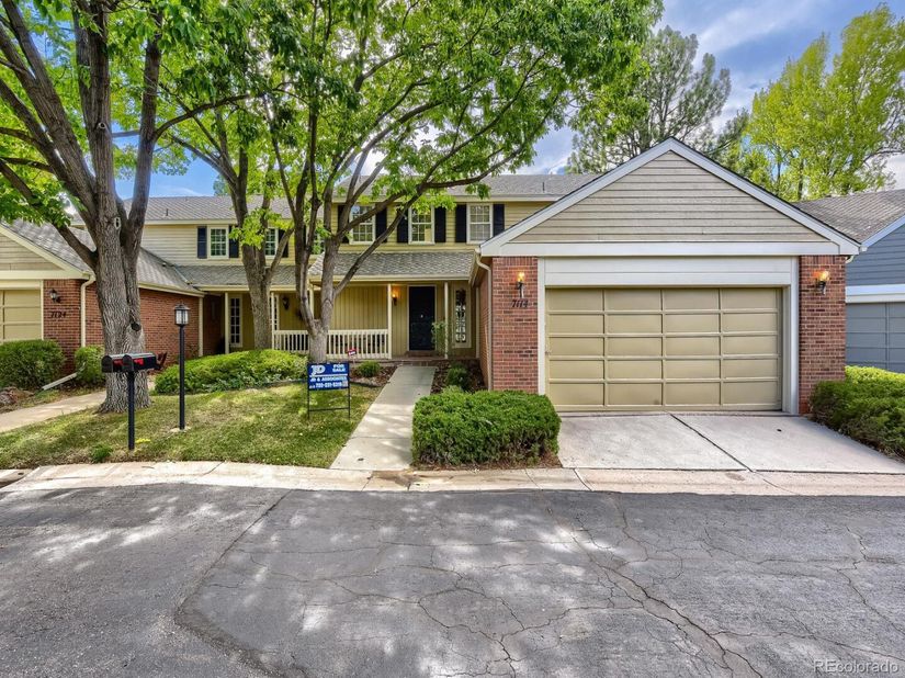 7114 S Poplar Way, Centennial CO 80112