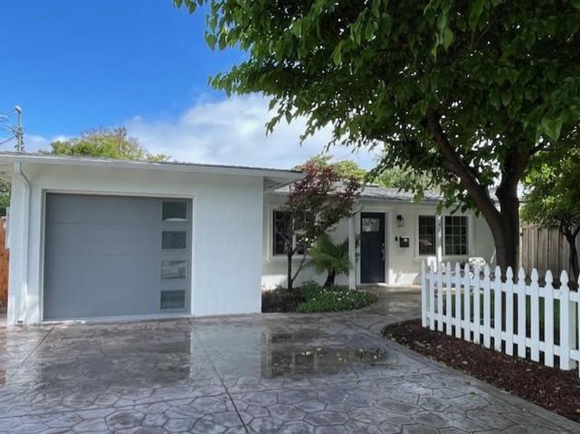 275 Beechnut Avenue, Sunnyvale CA 94085