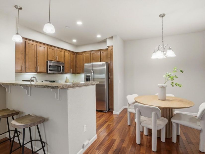 4388 El Camino Real 309, Los Altos CA 94022