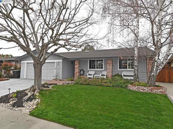 5595 San Antonio Street, Pleasanton CA 94566