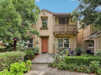 3858 Evangelho Circle