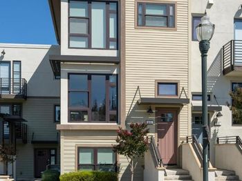 413 Franklin Parkway