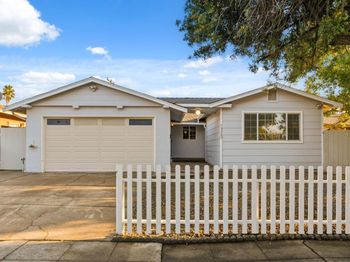 3224 Mount Rainier Drive