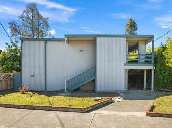 Opal, Oakland CA 94609