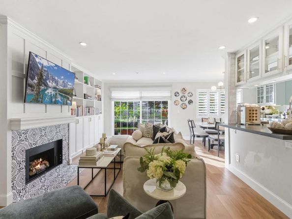 20 Willow Road 7, Menlo Park CA 94025