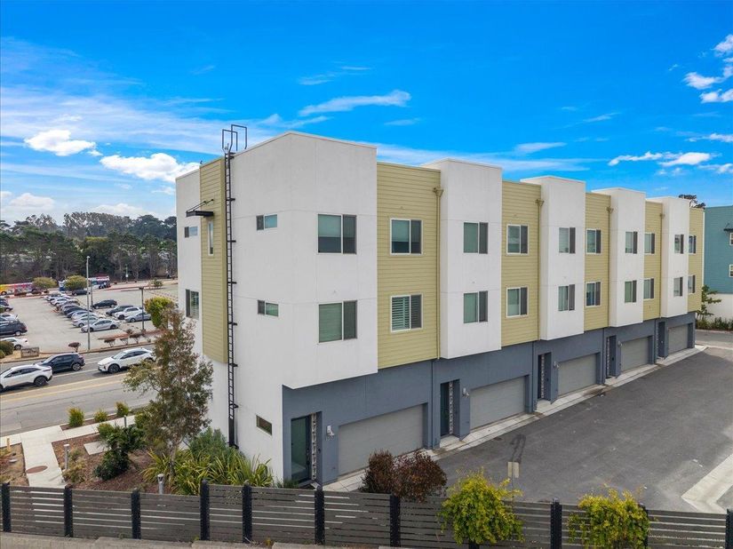 158 Mabuhay Way, Daly City CA 94014
