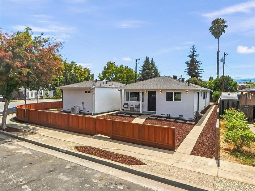 381 N Leigh Avenue, Campbell CA 95008