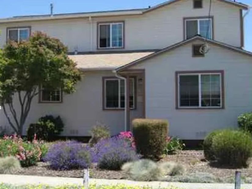 432 Hunter Avenue, Oakland CA 94603