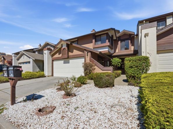 1634 Sugarloaf Drive, San Mateo CA 94403