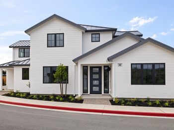 568 Creekside Court