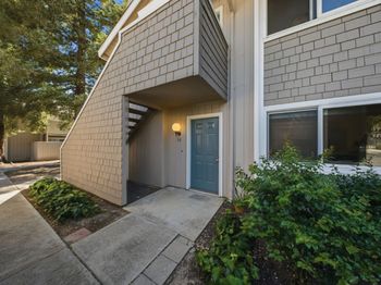 5526 Sean Circle