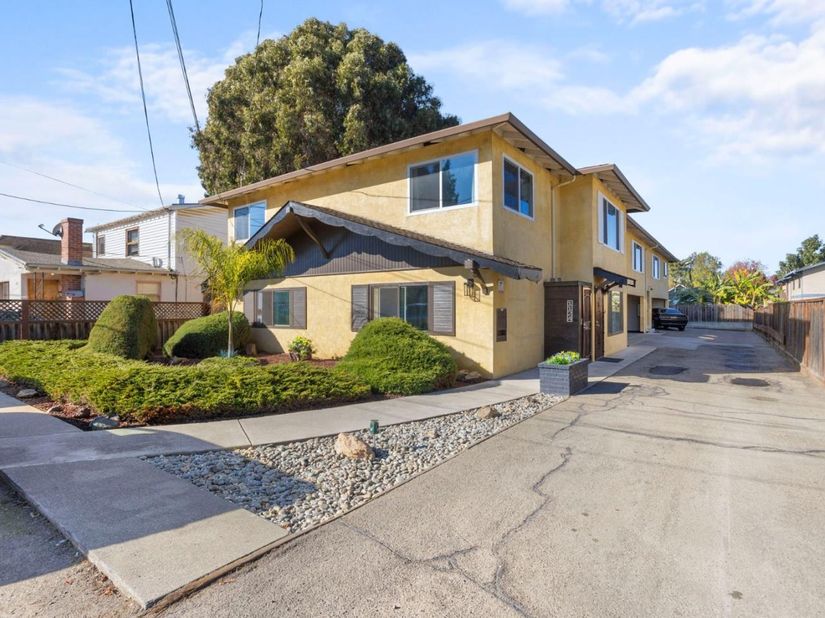 1124 Rex Road, Hayward CA 94541