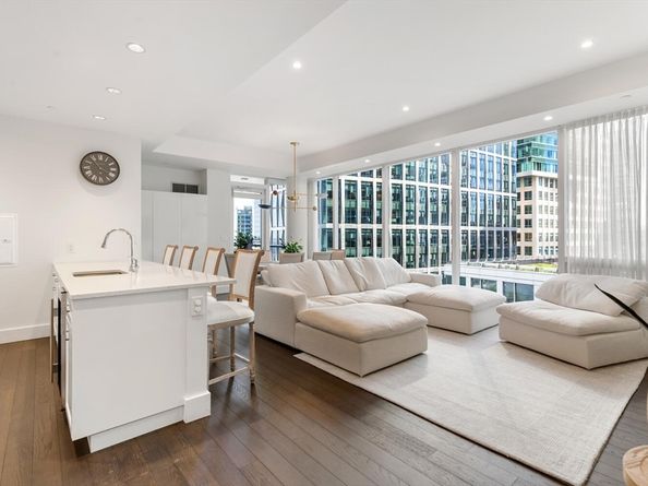 22 Liberty Dr 9H, Boston MA 02210