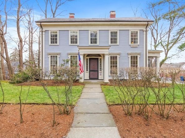 490 Pleasant St, Belmont MA 02478