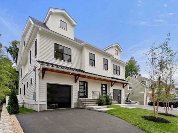 71 Cloverdale Rd, Newton MA 02461