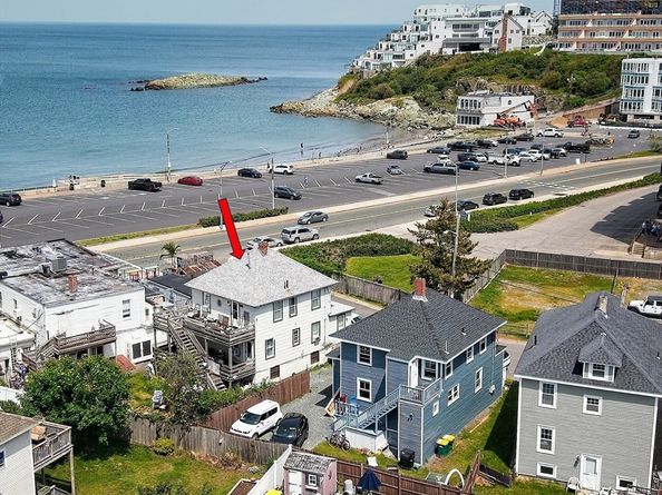 4 Atherton Rd, Hull MA 02045