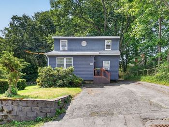 60 Harriett Ave