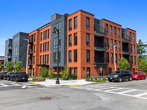 118 B Street 26, Boston MA 02127