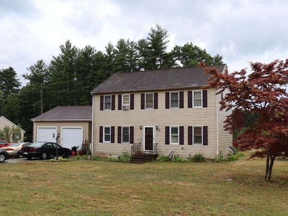 117 Charlton St, Oxford MA 01540