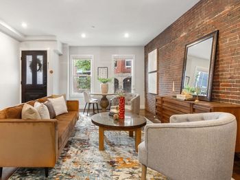 62-64 Elm St