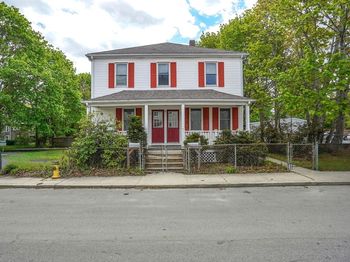 21 Forest Avenue Ct