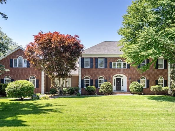 34 Solomon Pierce, Lexington MA 02420