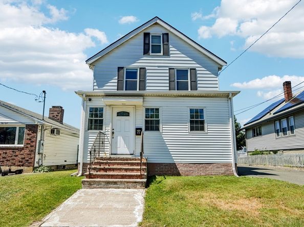 66 Washington Ave, Revere MA 02151