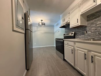 1 Albert Dr