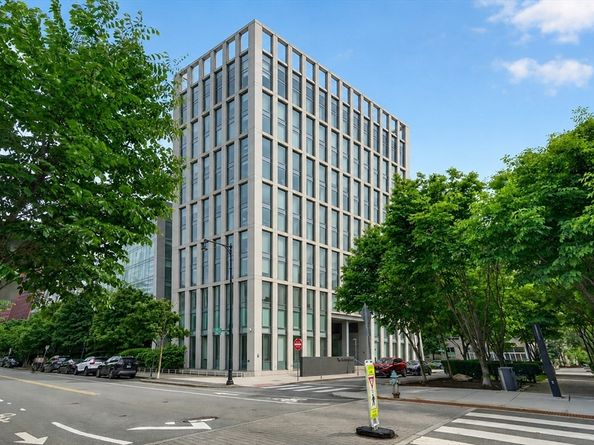 2 Earhart St 134, Cambridge MA 02141