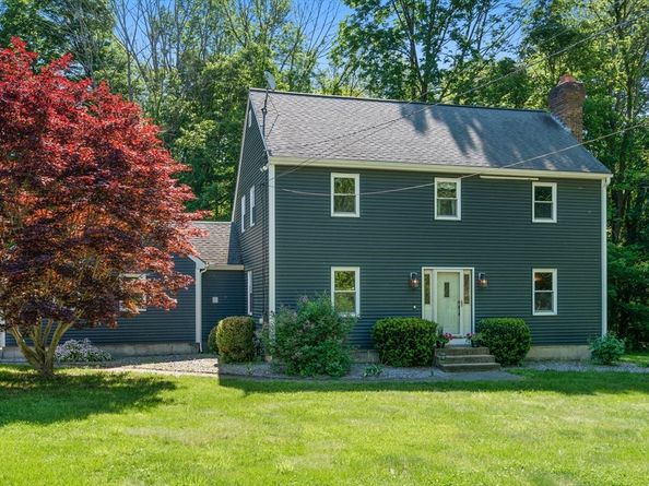 310 River Street, Leicester MA 01524