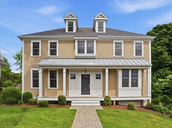 7 Howe St