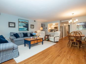 30 Conant St