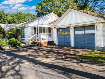45 Indian Hill Rd