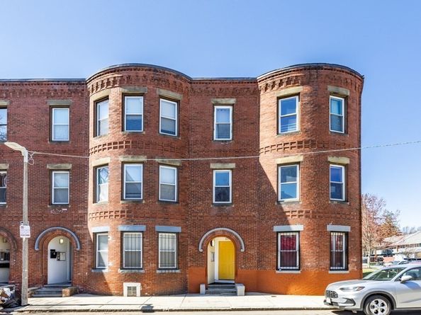 113 Regent St, Boston MA 02119