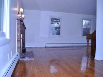 21 Goldsmith Ave