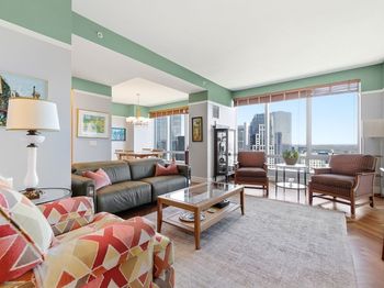 1 Avery St