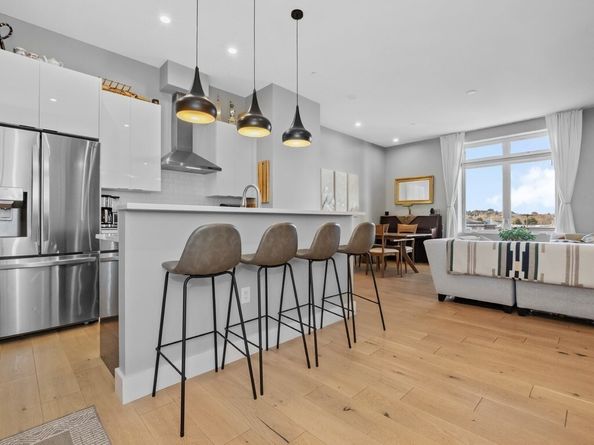 60 Cross St E 320, Somerville MA 02145